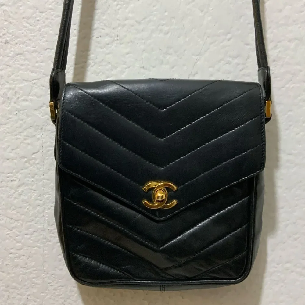 Chanel Vintage CC Turnlock Crossbody Bag Envelope Flap Chevron Lambskin Mini